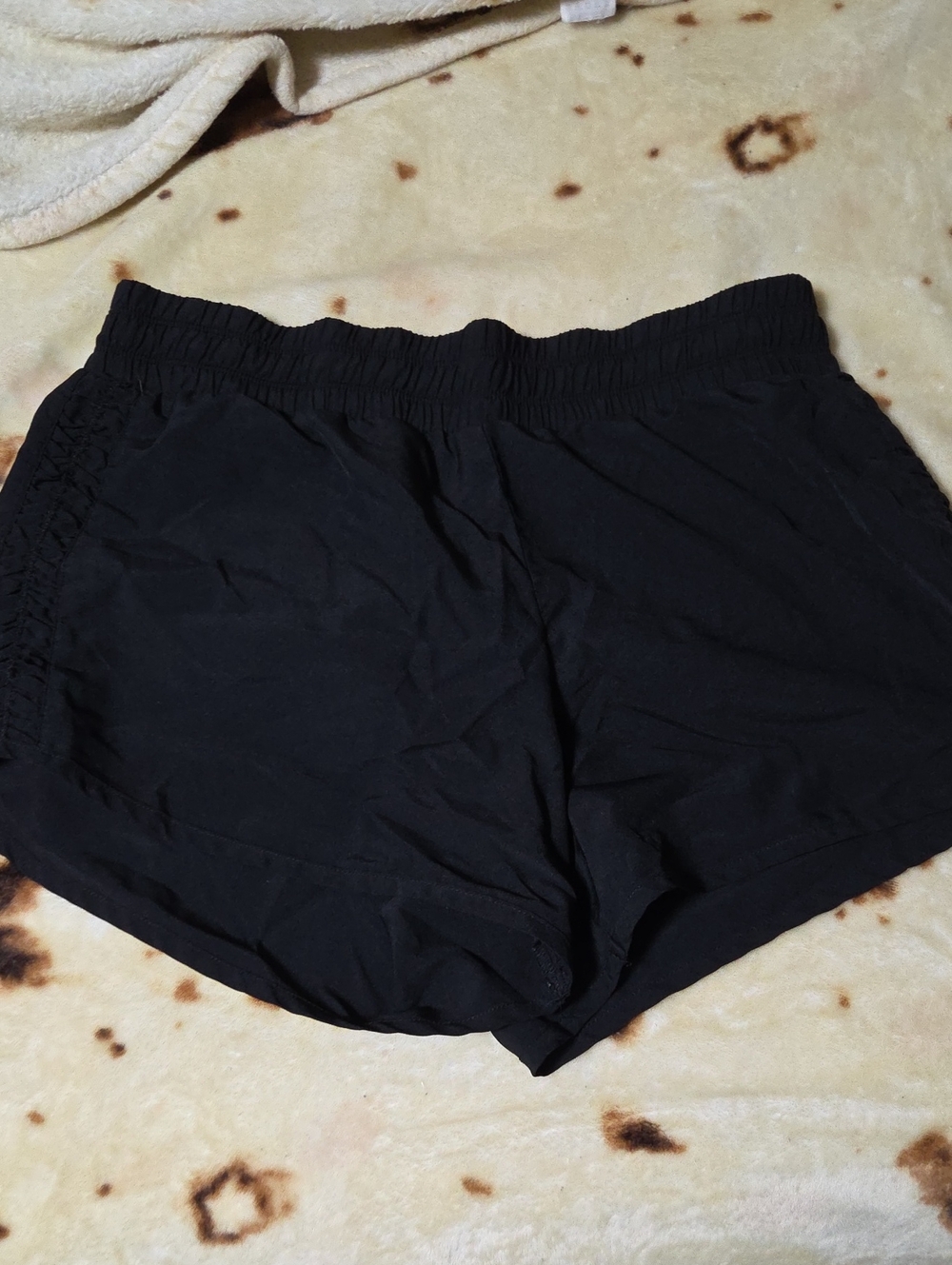 Xersion Black Women's Athletic Elastic-Waist Shorts
